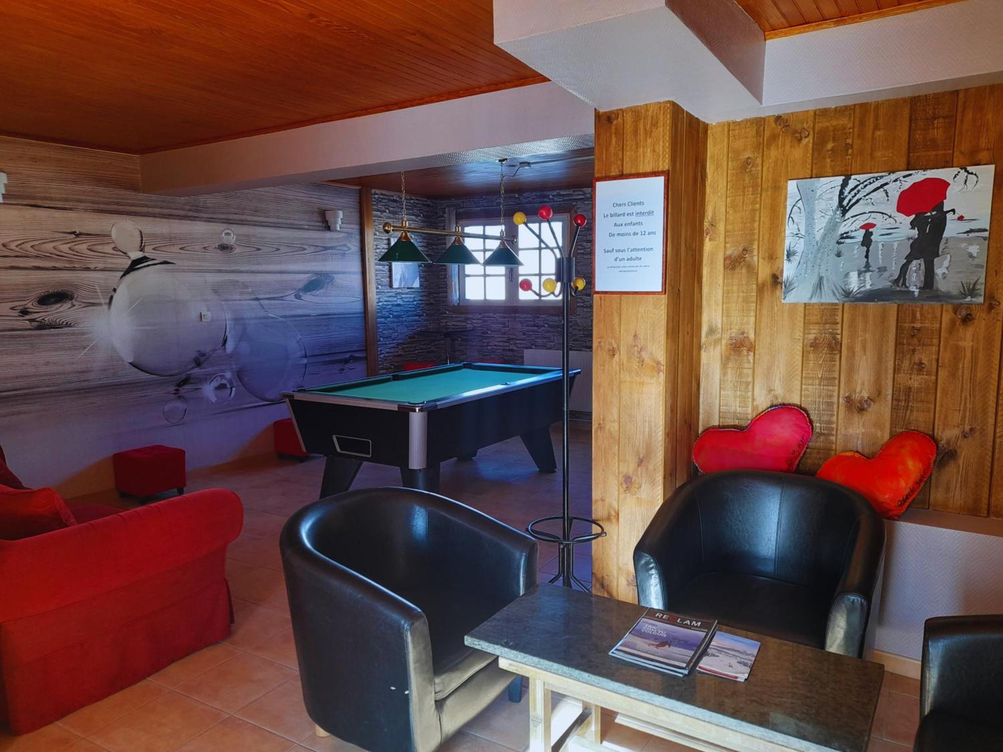 Le Catalan - Hotel Et Appartements Mont-Louis Eksteriør bilde