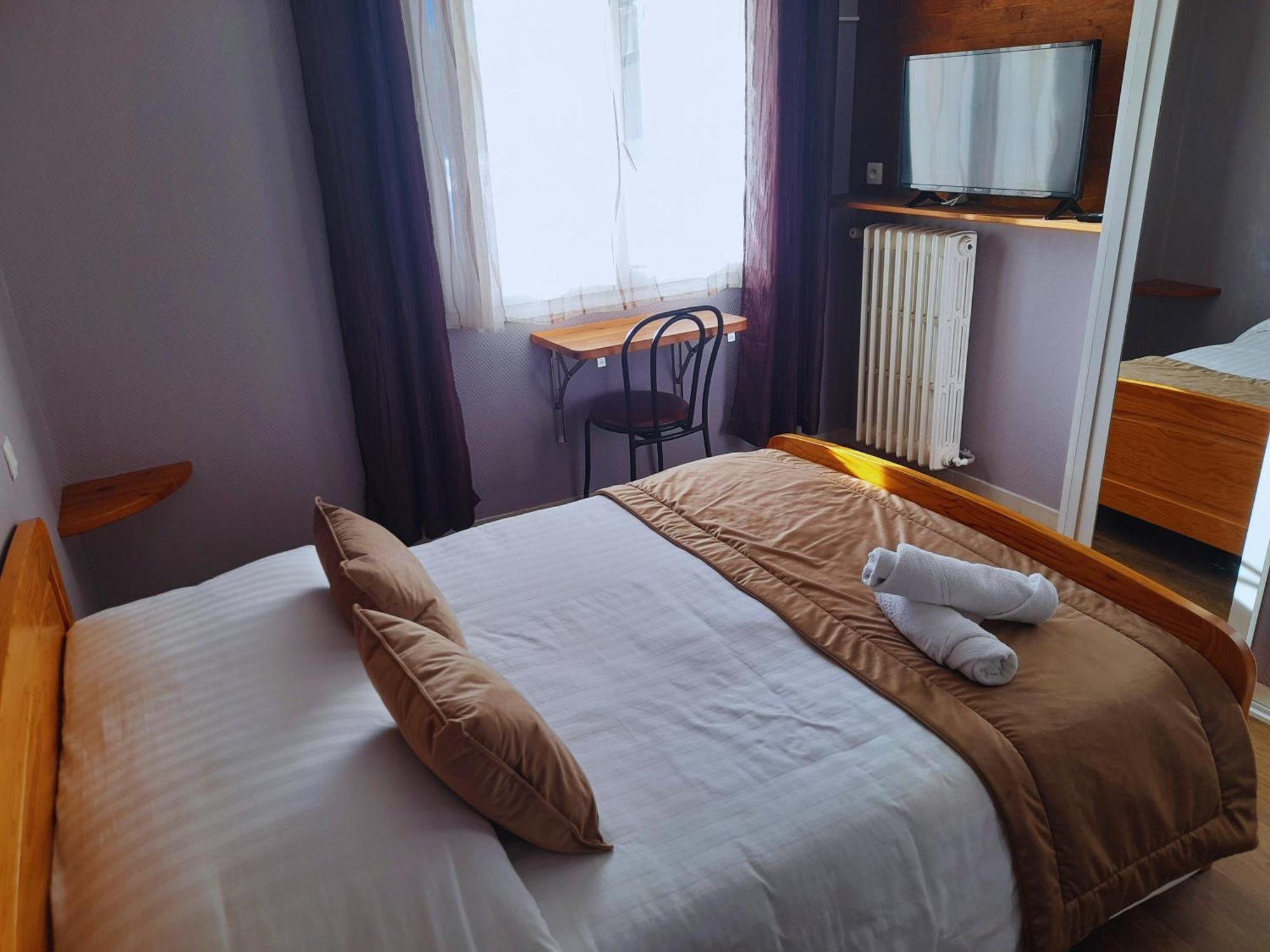 Le Catalan - Hotel Et Appartements Mont-Louis Eksteriør bilde