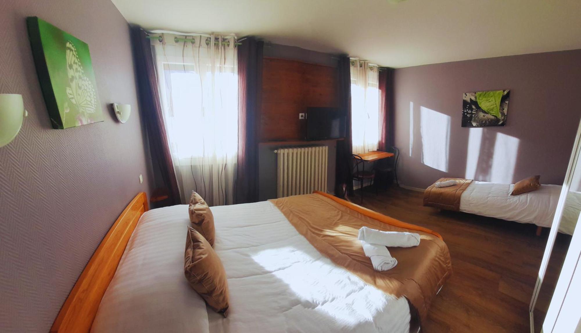 Le Catalan - Hotel Et Appartements Mont-Louis Eksteriør bilde