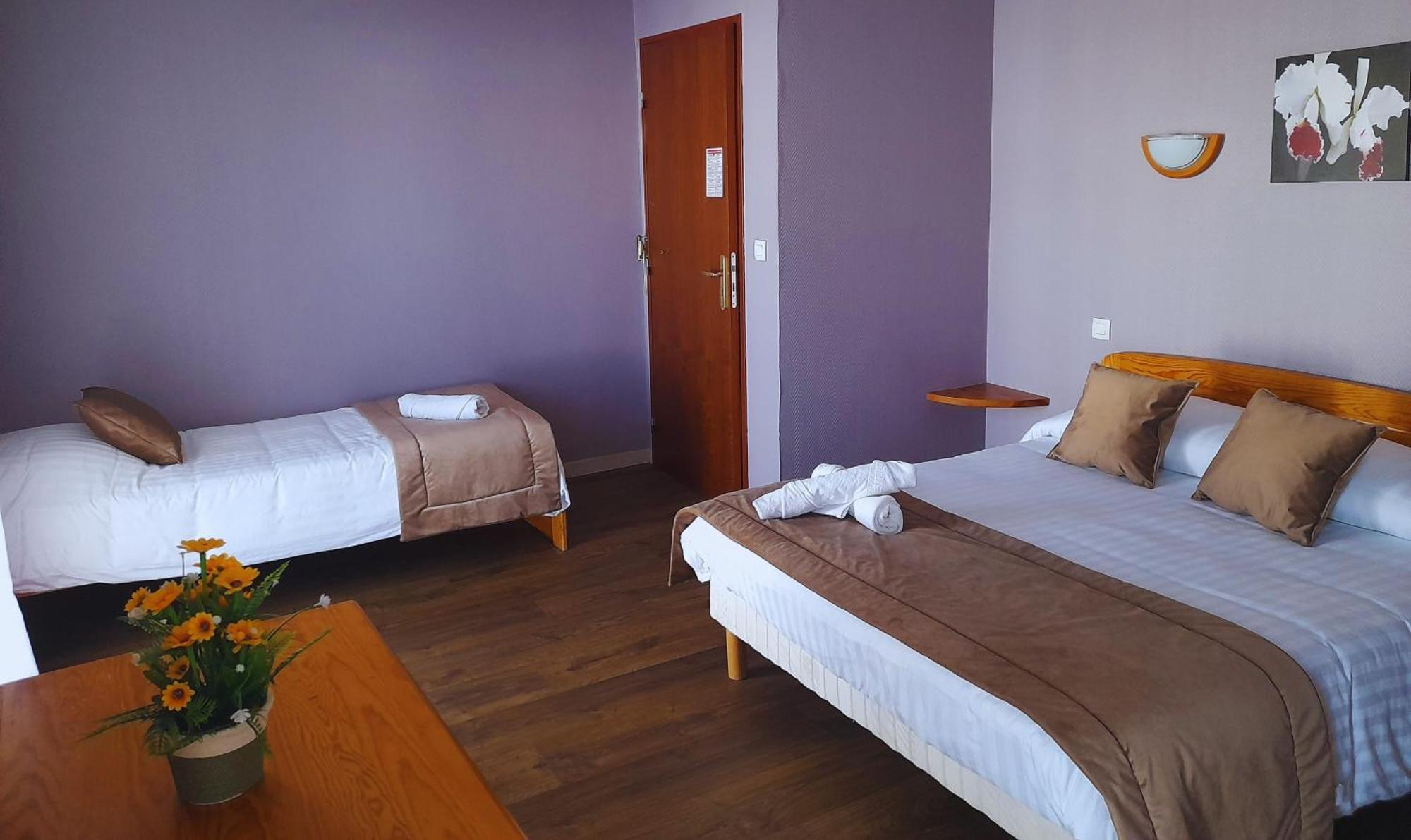 Le Catalan - Hotel Et Appartements Mont-Louis Eksteriør bilde