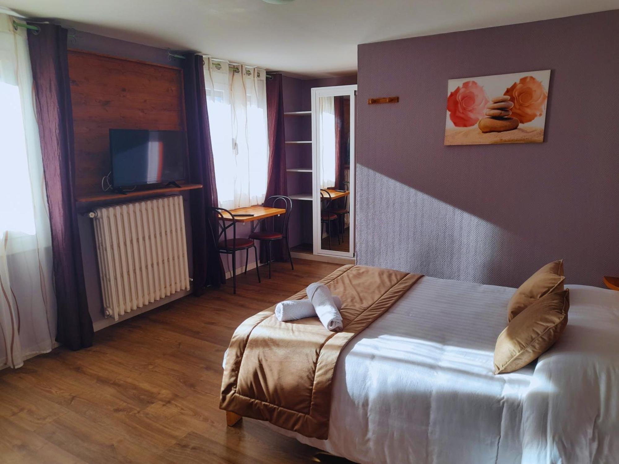 Le Catalan - Hotel Et Appartements Mont-Louis Eksteriør bilde