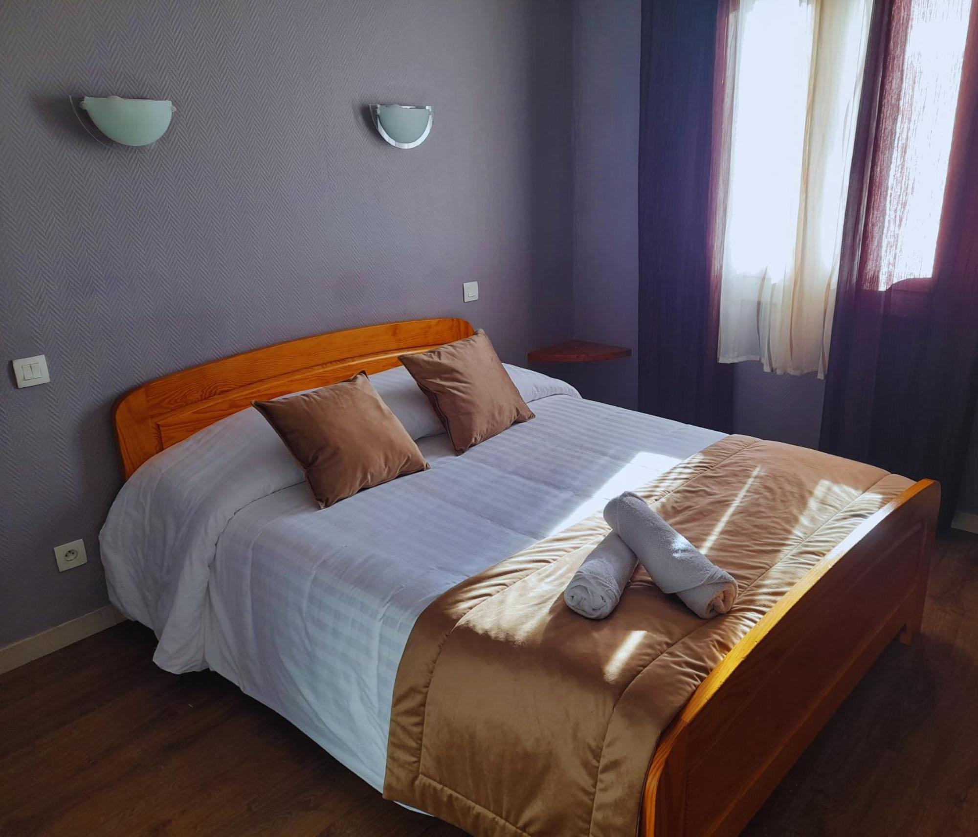 Le Catalan - Hotel Et Appartements Mont-Louis Eksteriør bilde
